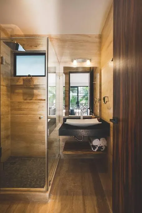 펜션 La Bohme Ultra-Luxe Condo 툴룸