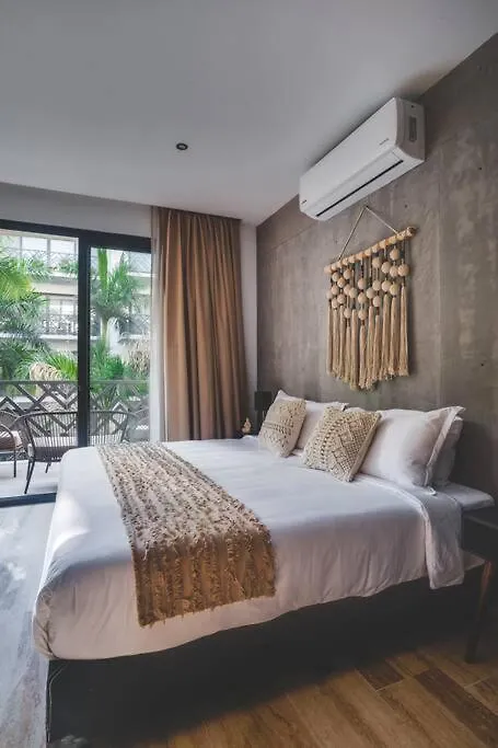 펜션 La Bohme Ultra-Luxe Condo 툴룸 멕시코