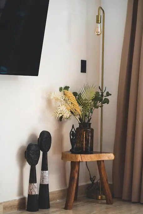 펜션 La Bohme Ultra-Luxe Condo 툴룸