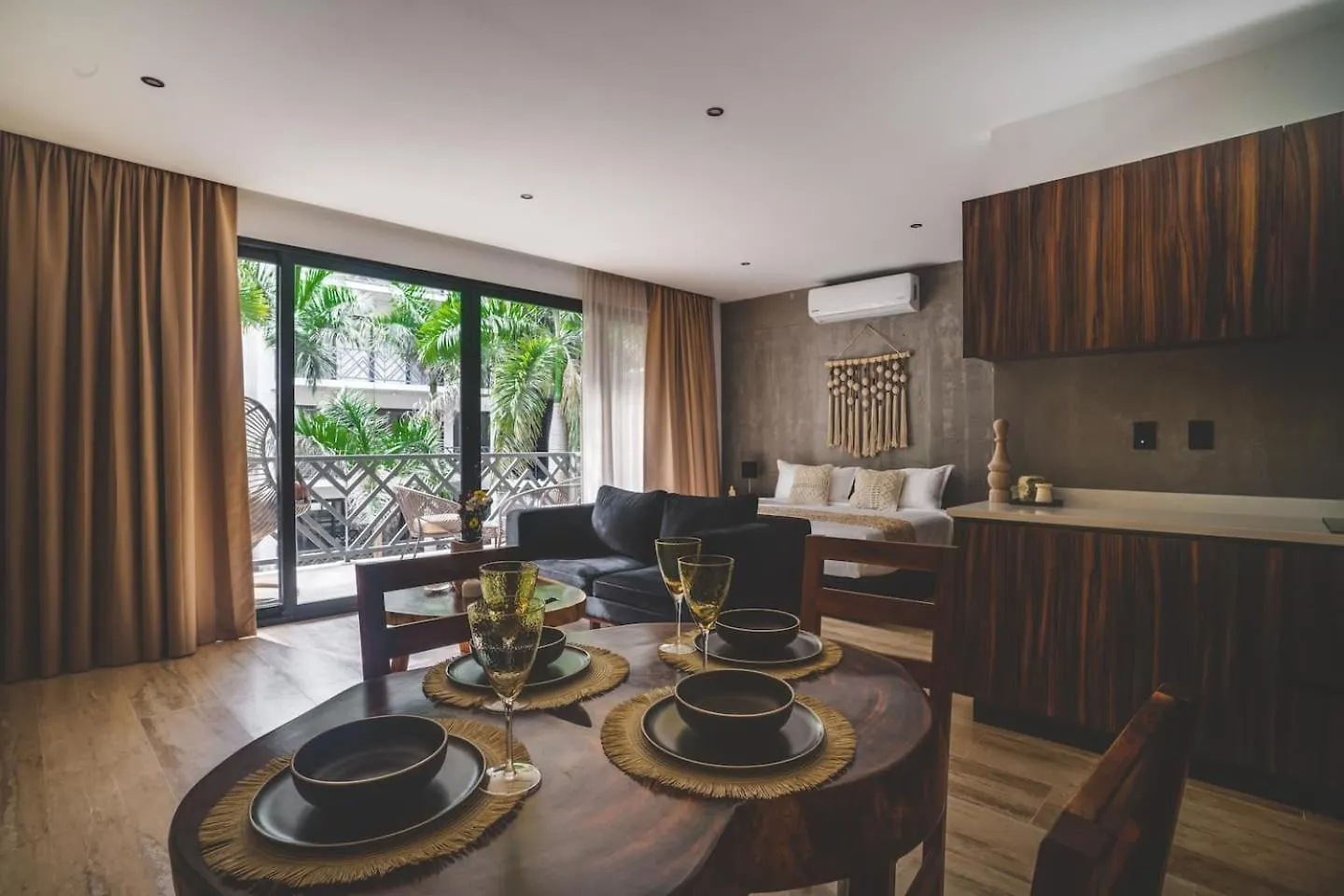 펜션 La Bohme Ultra-Luxe Condo 툴룸 멕시코
